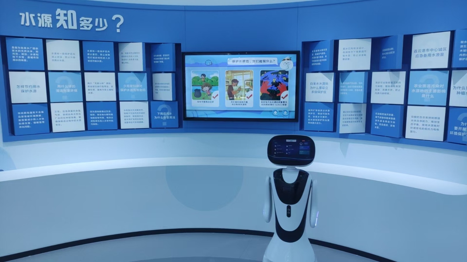 科普明星“小鱼”来袭！这位1.2米的馆宠在连云港火...